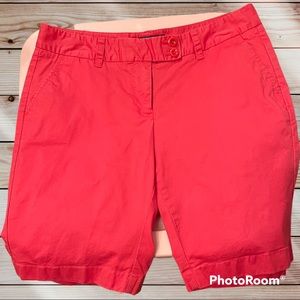 Vineyard Vines shorts